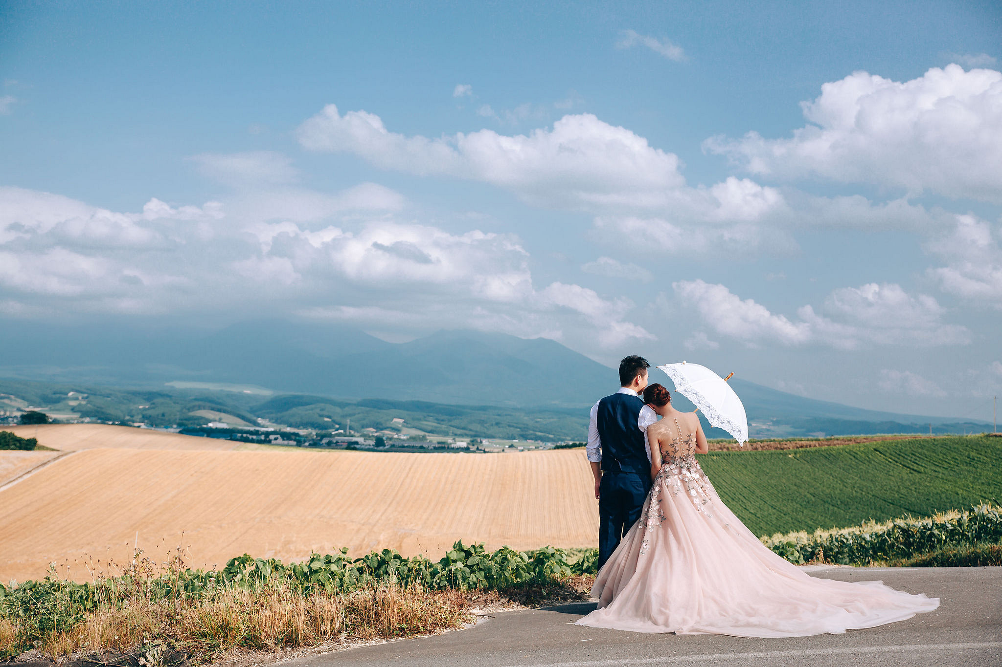 Hokkaido Summer Rainbow Flowers and Railway Track Japan Prewedding Photoshoot at Furano pre-wedding photo