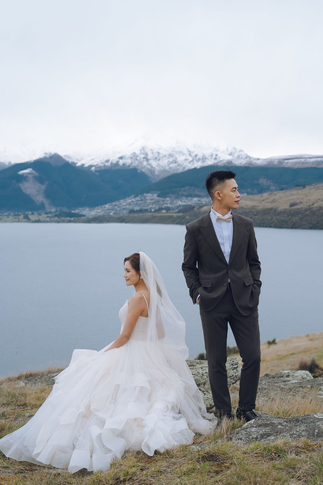 New Zealand Pre-Wedding Photoshoot | Queenstown, Lake Wakatipu, Skippers Canyon & Arrowtown at Lake Wakatipu pre-wedding photo