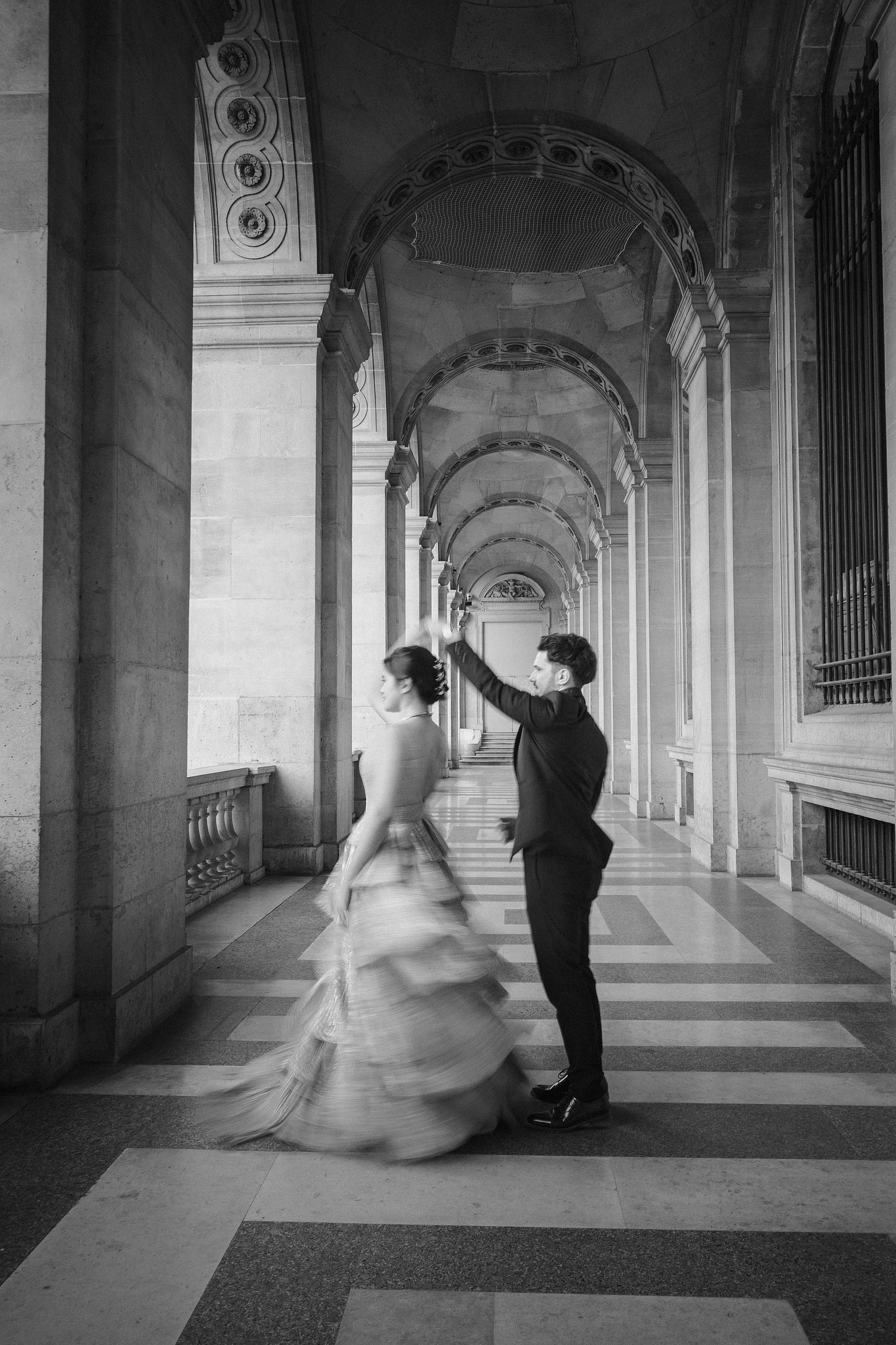 Paris Pre-Wedding Photoshoot | Place du Trocadéro, Avenue de Camoëns, Parisian Café, Tuileries Garden & Louvre at Louvre pre-wedding photo