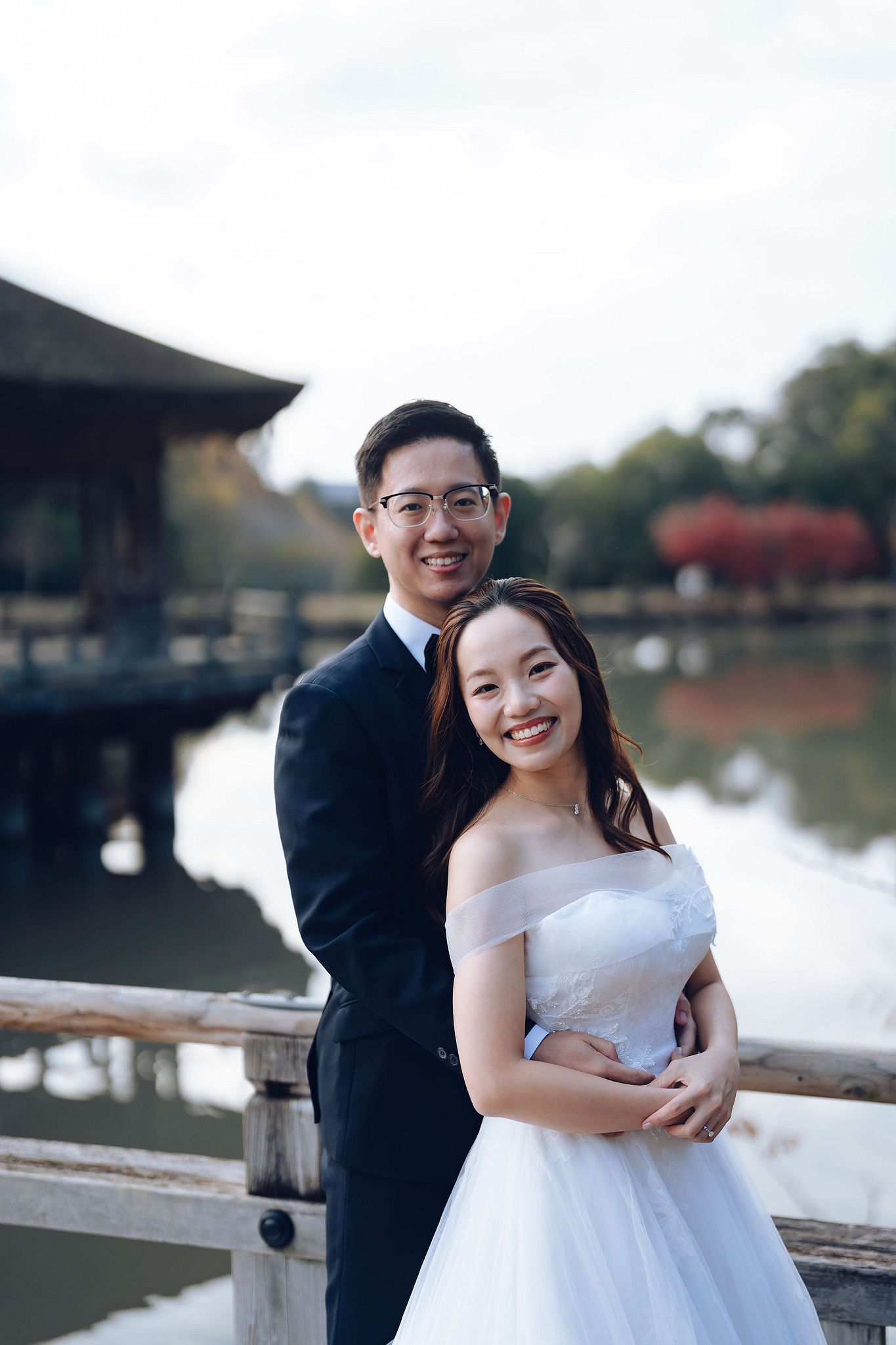 Kyoto Pre-Wedding Photoshoot | Kamo River, Nara Deer Park & Mt. Wakakusa at Nara Deer Park pre-wedding photo