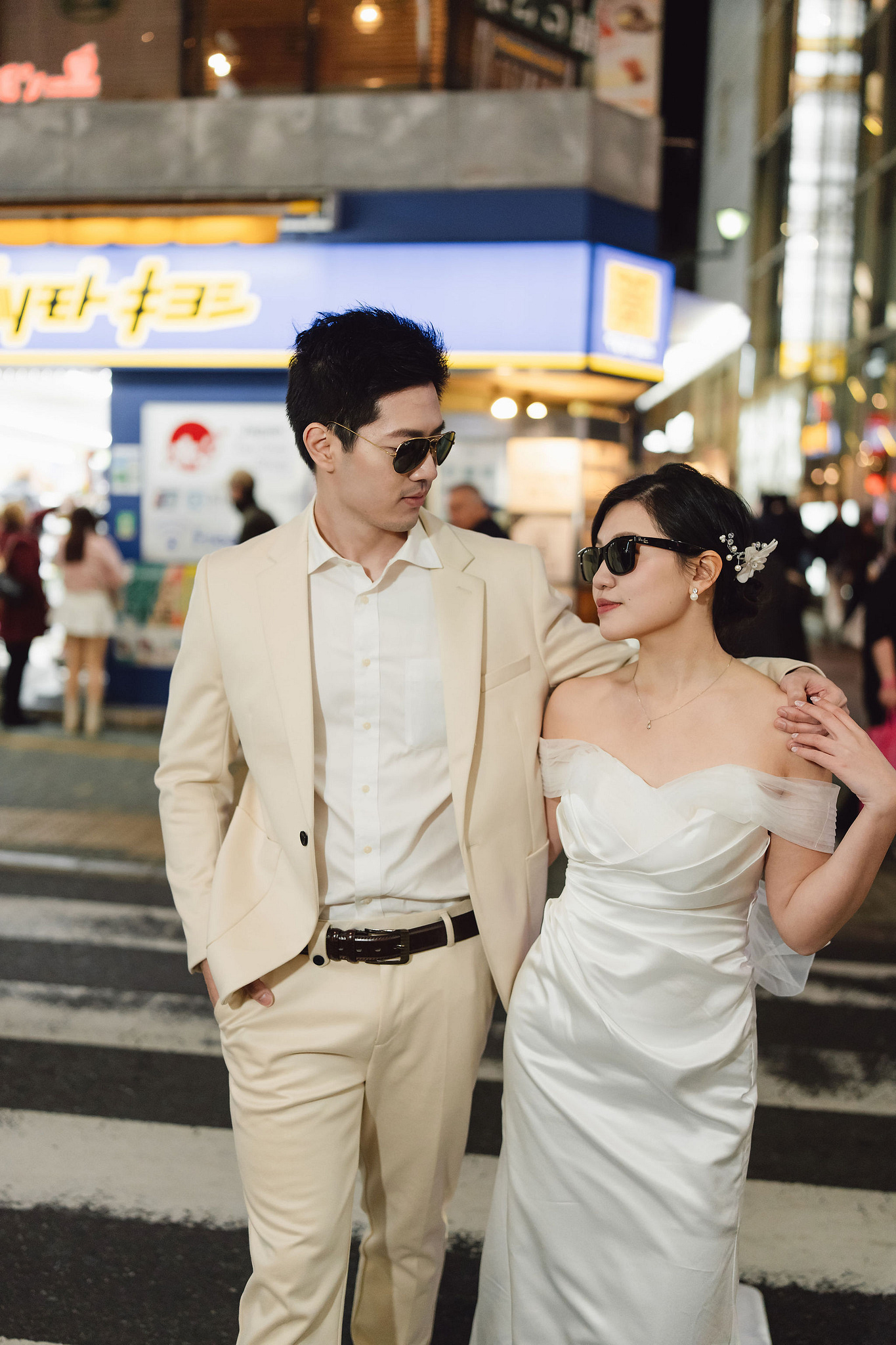 Tokyo Pre-Wedding Photoshoot | Tokyo Shrine, Tokyo Beach & Shibuya at Shibuya pre-wedding photo