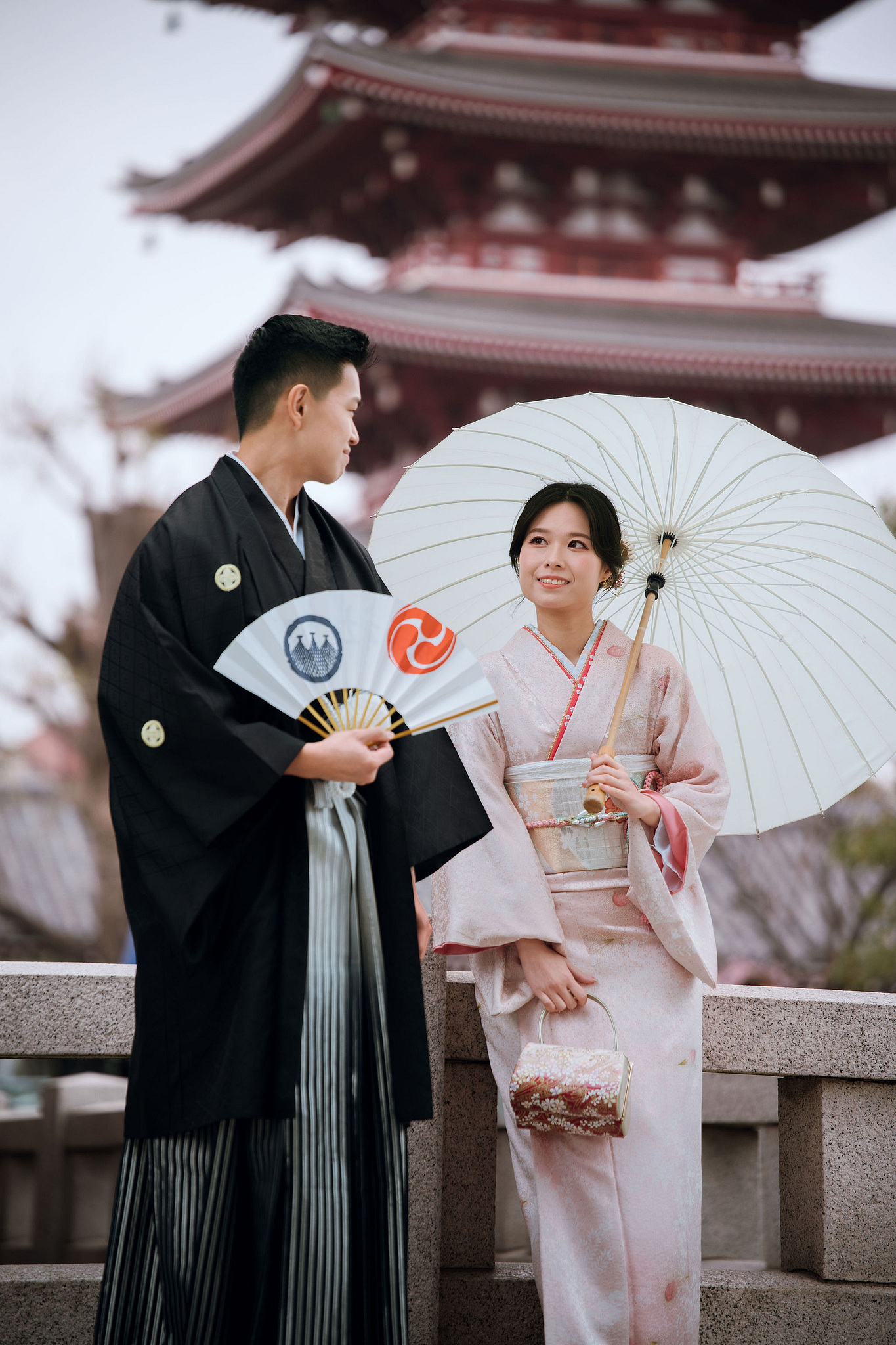 Tokyo & Mt Fuji Pre-Wedding Photoshoot | Senso-Ji Temple, Tokyo Park & Lake Kawaguchiko at Senso-Ji Temple pre-wedding photo