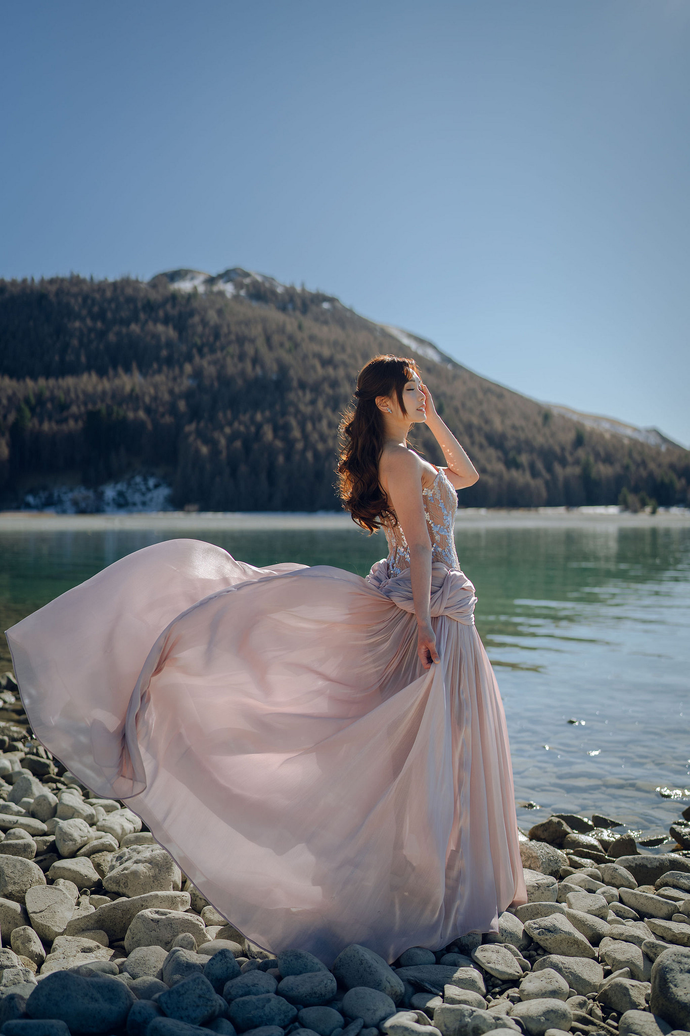 New Zealand Pre-Wedding Photoshoot | Coromandel Peak, Lake Wakatipu & Queenstown, Skippers Canyon, Lake Tekapo, Mount Cook National Park & Glacier at Lake Tekapo pre-wedding photo
