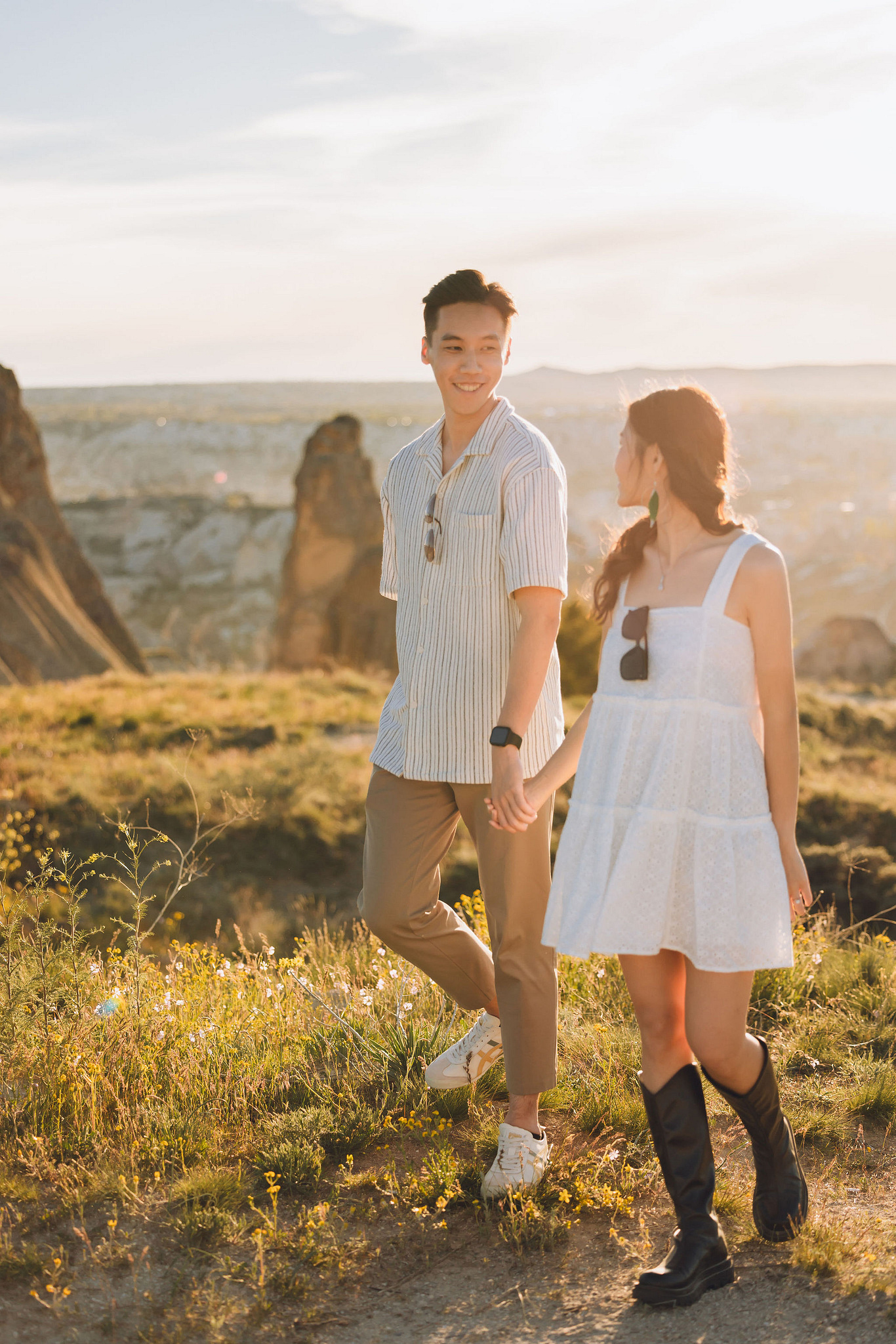 Cappadocia Pre-Wedding Photoshoot | Love Valley, Rooftop Terrace, Horse Ranch & Canyon at Canyon pre-wedding photo