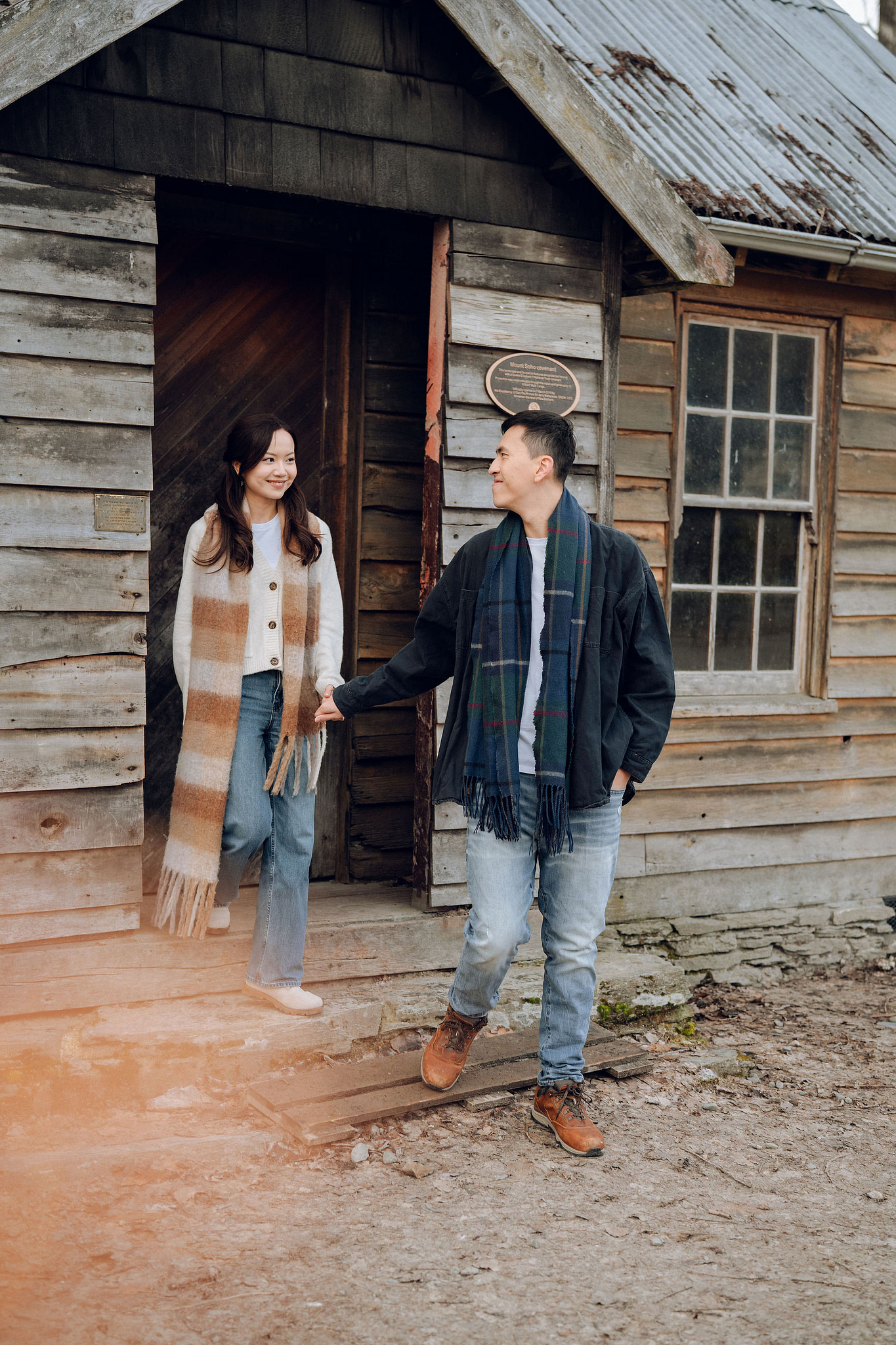New Zealand Pre-Wedding Photoshoot with Lake Wakatipu, Skippers Canyon, Lake Tekapo, Mount Cook, and Omarama Clay Cliffs at Arrowtown pre-wedding photo