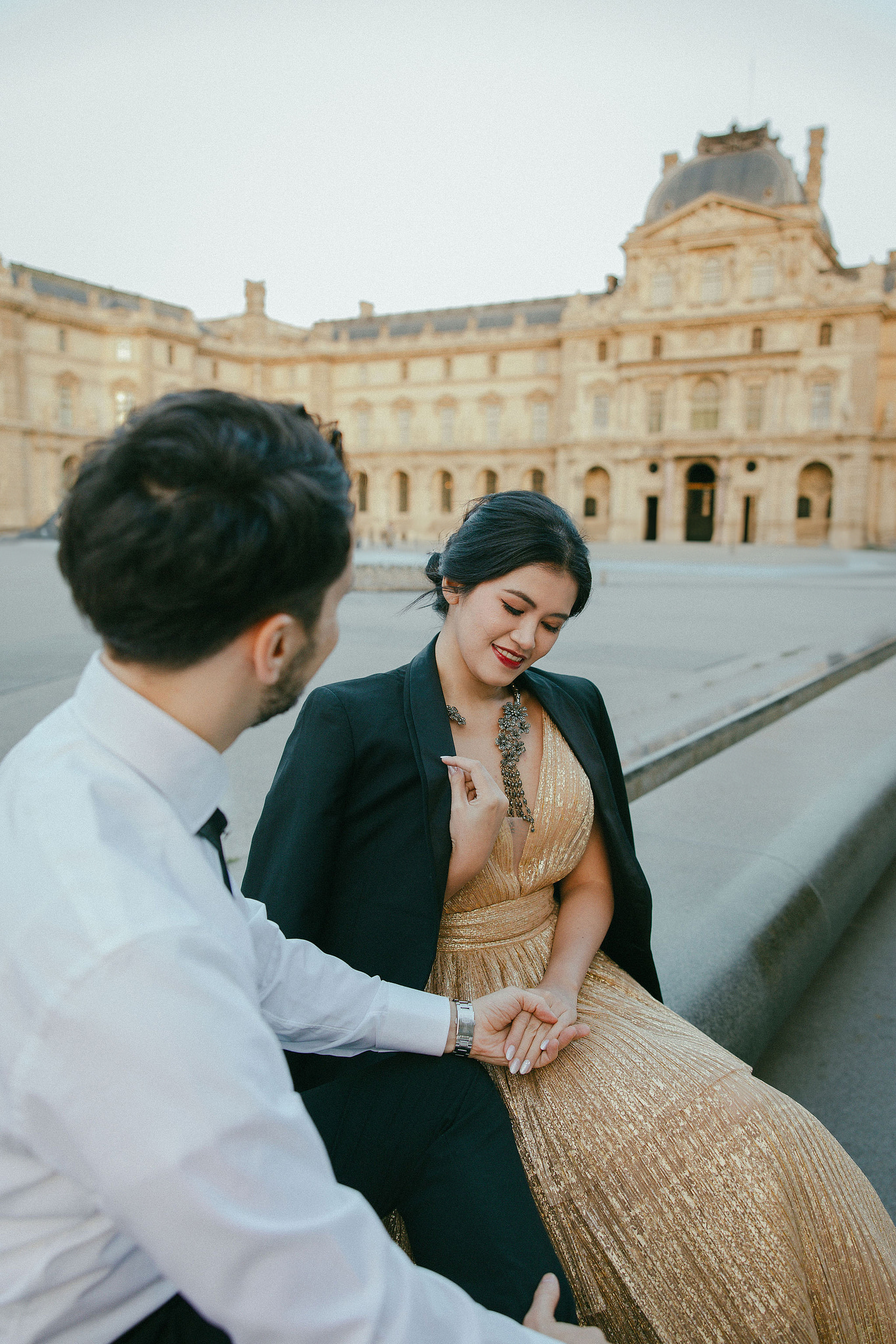 Paris Pre-Wedding Photoshoot | Place du Trocadéro, Avenue de Camoëns, Parisian Café, Tuileries Garden & Louvre at Louvre pre-wedding photo