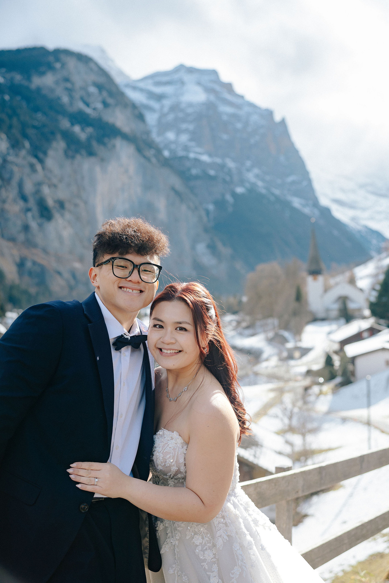 Switzerland Pre-Wedding Photoshoot | Lauterbrunnen, Grindelwald First & Lake Brienz at Lauterbrunnen pre-wedding photo