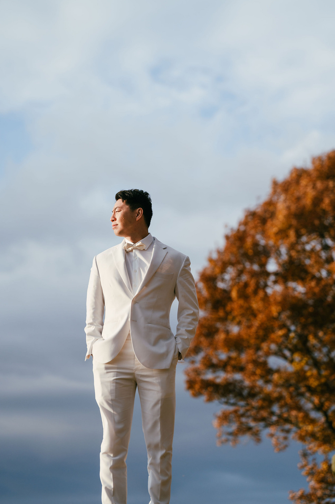 Kyoto Pre-Wedding Photoshoot | Ninenzaka, Nara Deer Park & Mt. Wakakusa at Mt. Wakakusa pre-wedding photo