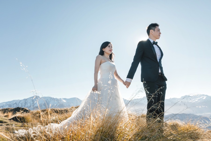 Romantic helicopter outdoor prewedding photoshoot in New Zealand by Fei on OneThreeOneFour 23