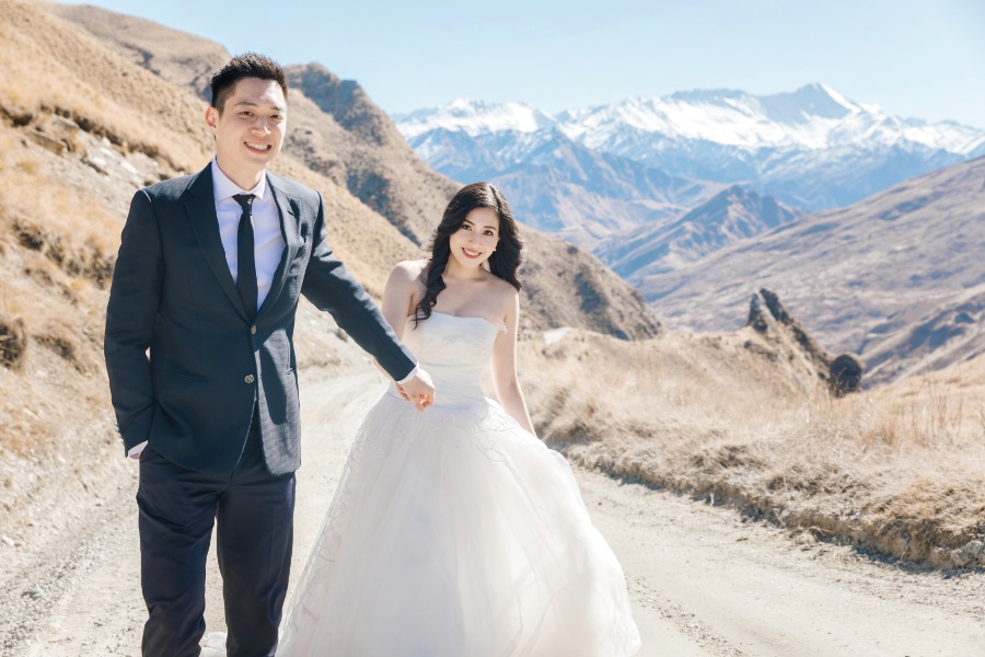 Romantic helicopter outdoor prewedding photoshoot in New Zealand by Fei on OneThreeOneFour 10