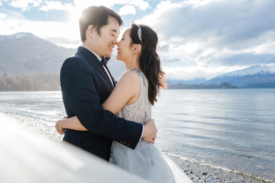 W&J: Pre-wedding in Spring with cherry blossom and snow by Fei on OneThreeOneFour 14