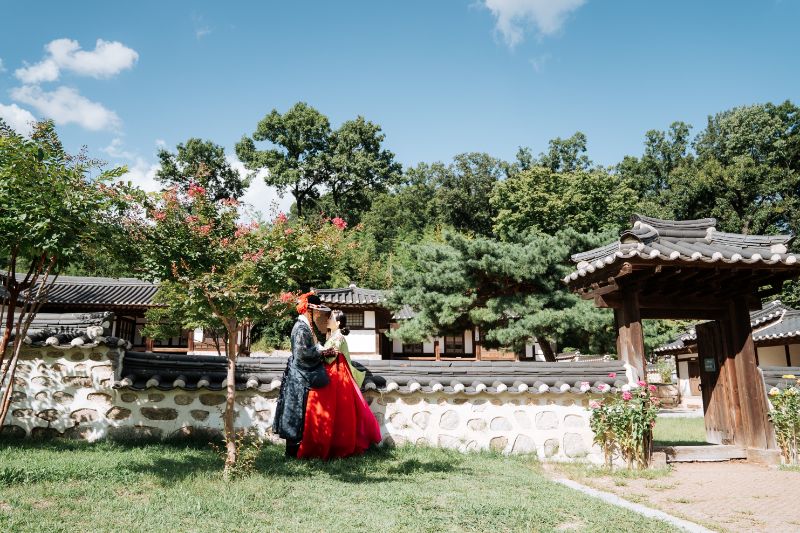 Y&B: Korea Hanbok Pre-Wedding Photoshoot At Dream Forest by Jungyeol on OneThreeOneFour 17