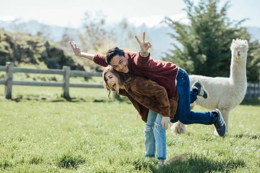 網紅Kryz Uz和Slater紐西蘭婚紗拍攝 - 羅伊峰、草泥馬公園與箭鎮 by Fei on OneThreeOneFour 36