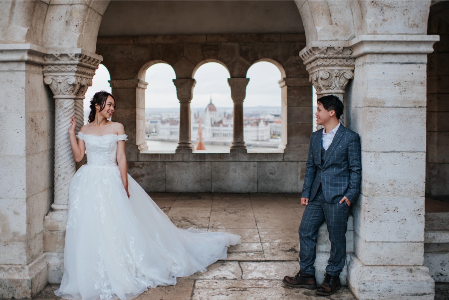 A&A: Budapest Winter Pre-wedding Photoshoot at Fisherman’s Bastion and Széchenyi Chain Bridge by Drew on OneThreeOneFour 5