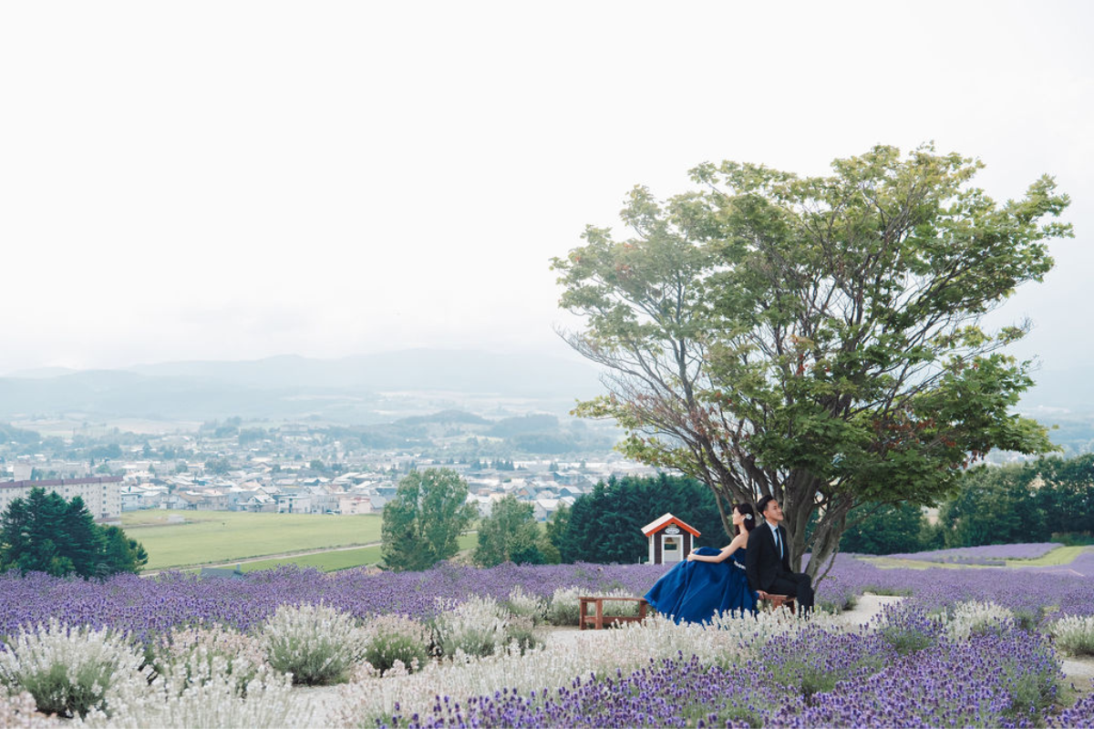 北海道夏季婚紗攝影，包括青池、日之出公園薰衣草和四季彩之丘花海 by Kuma on OneThreeOneFour 24