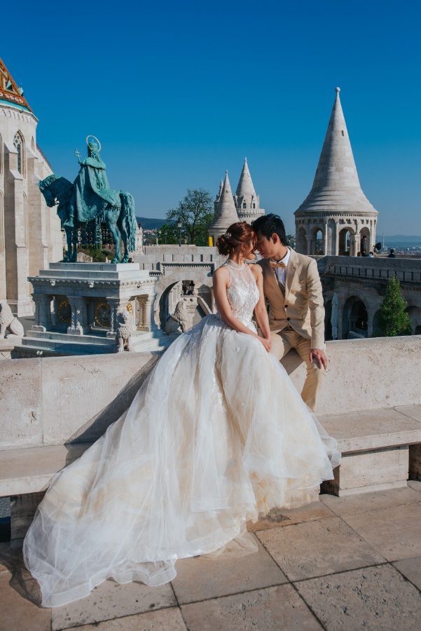 S&G: Budapest Pre-wedding Photoshoot at Castle District by Drew on OneThreeOneFour 0