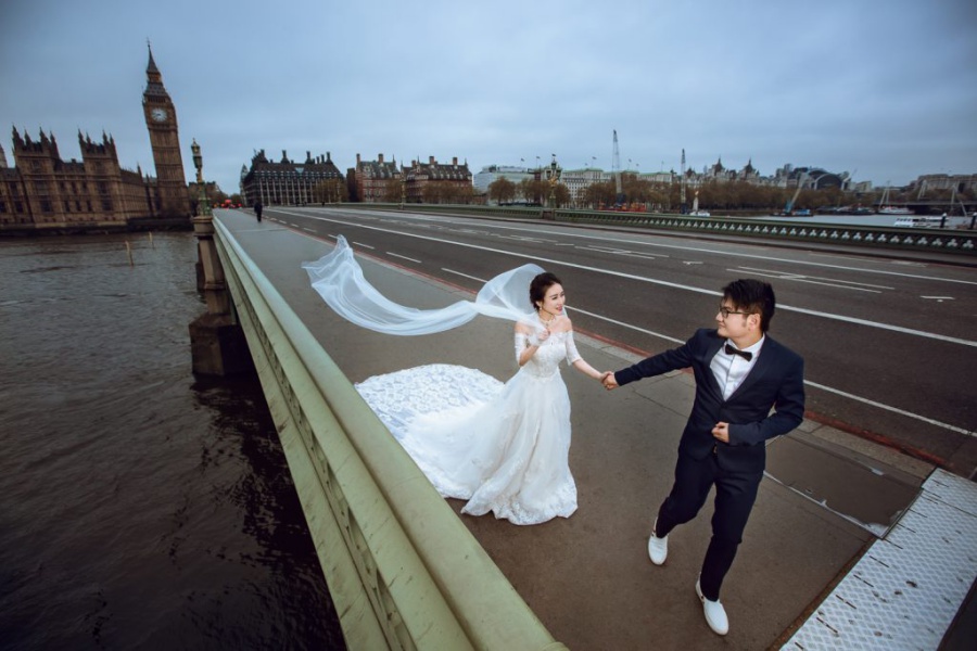 London Pre-Wedding Photoshoot At Big Ben And Westminster Abbey  by Dom on OneThreeOneFour 7