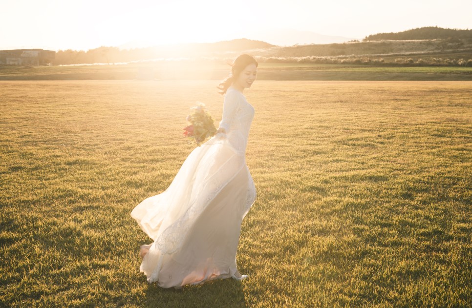 Korea Jeju Island Pre-Wedding Photography by Geunjoo on OneThreeOneFour 14