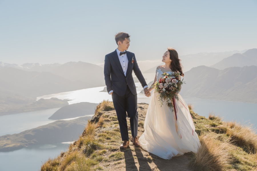 New Zealand Pre-Wedding Photoshoot At Coromandel Peak, Arrowtown And Alpaca Farm by Fei on OneThreeOneFour 8