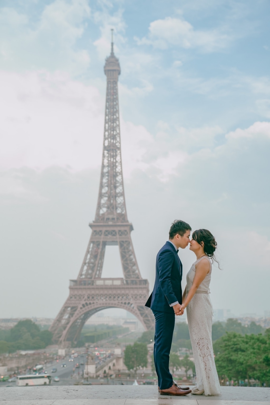 Paris Pre-wedding Photos At Chateau de Sceaux, Eiffel Tower, Louvre Night Shoot by Son on OneThreeOneFour 31