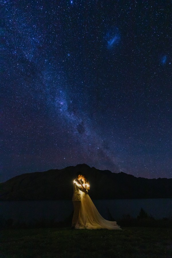 SH&J: Romantic fairytale pre-wedding in New Zealand with horse and at Lake Pukaki and Lake Tekapo by Fei on OneThreeOneFour 19