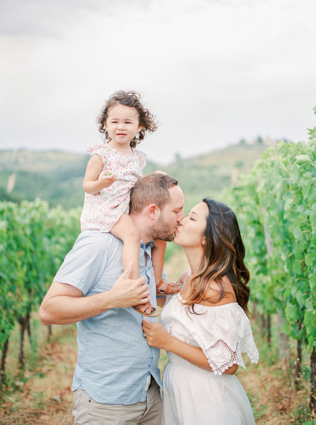 Tuscany Family Photoshoot by Olga  on OneThreeOneFour 33