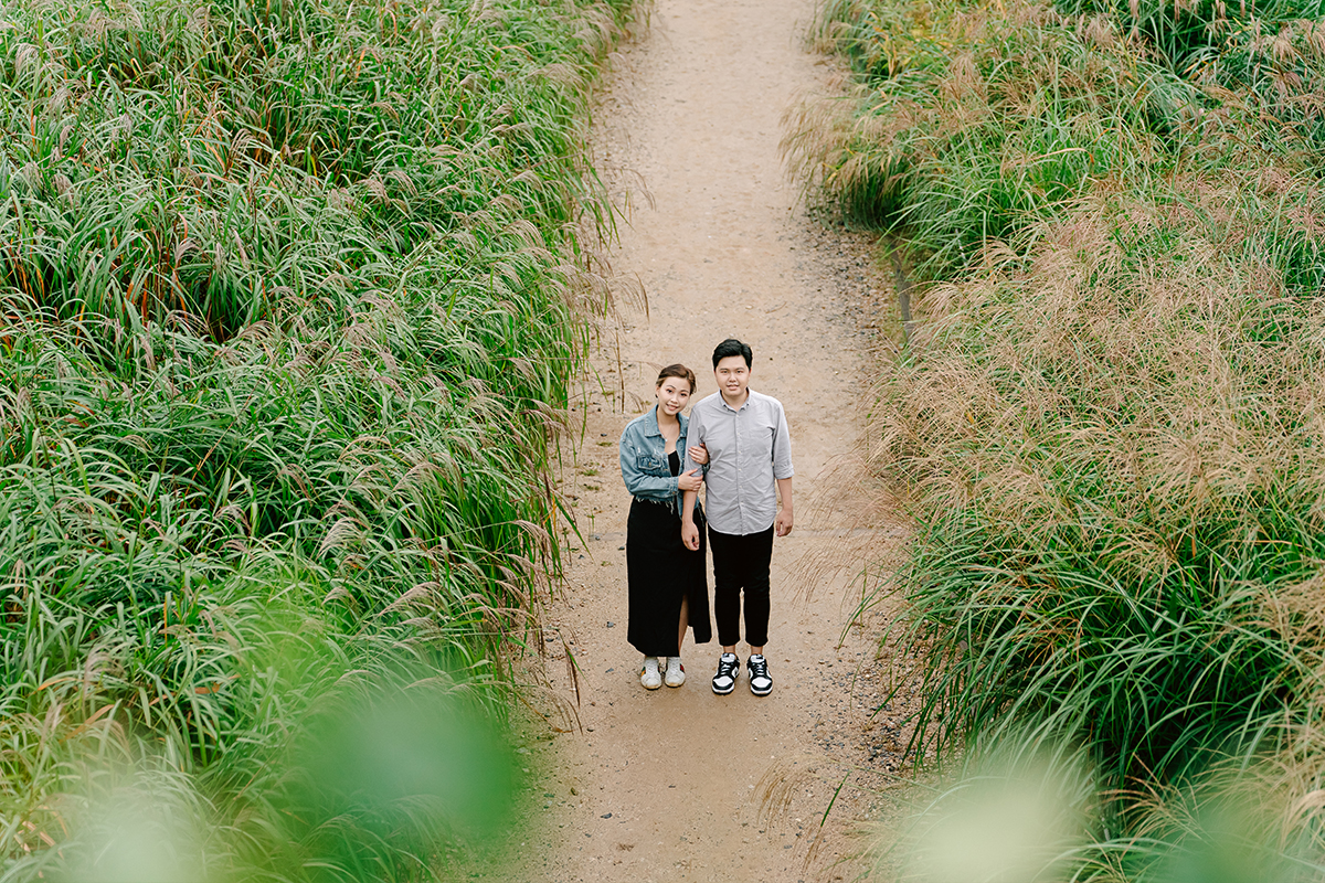 Korea Casual Elopement Couple Photoshoot at Haneul Sky Park by Jungyeol on OneThreeOneFour 8