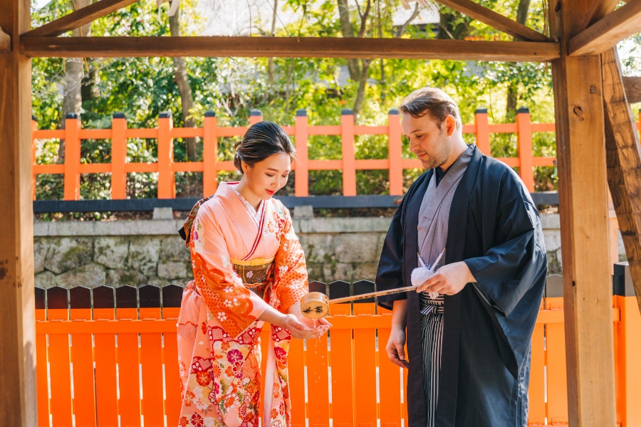 Kyoto Kimono Prewedding Photoshoot Higashiyama District Japan by Shu Hao on OneThreeOneFour 48