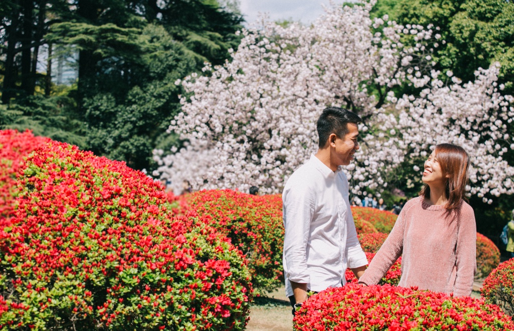 Japan Tokyo Casual Couple Photoshoot And Surprise Proposal With Cherry Blossom  by Hiro  on OneThreeOneFour 1