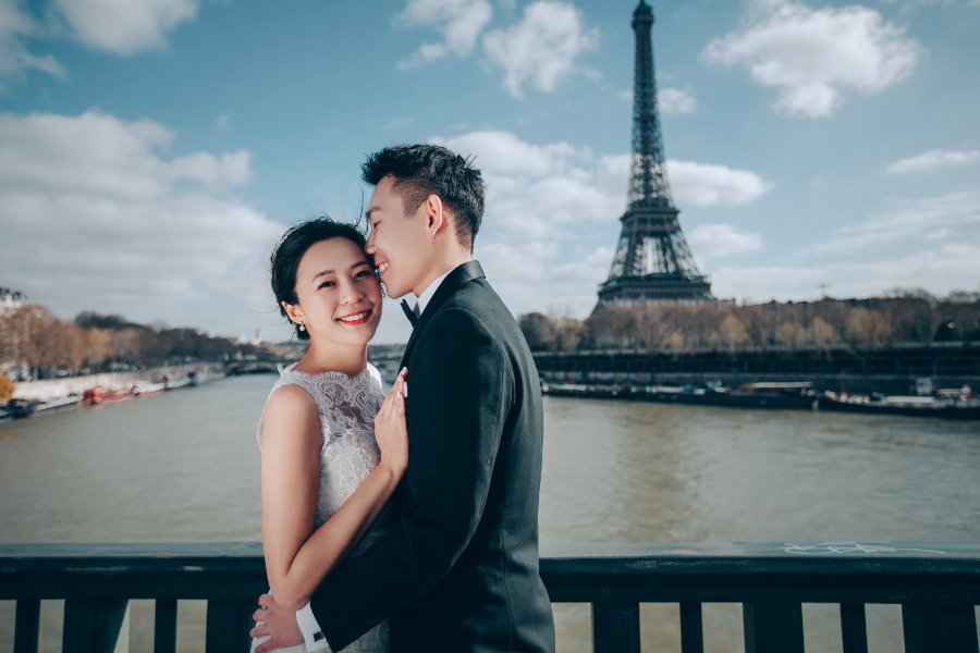 J&A: US Couple's Paris Day to Night Pre-wedding Photoshoot by Yao on OneThreeOneFour 8