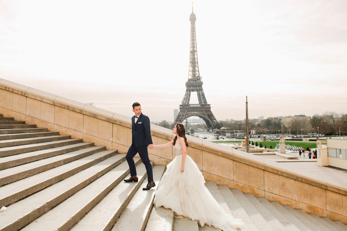Springtime Romance: Paris Pre-Wedding Photoshoot | Eiffel Tower, Trocadero, Café, Louvre, Camoens Avenue, Bir Hakeim Bridge by Arnel on OneThreeOneFour 3