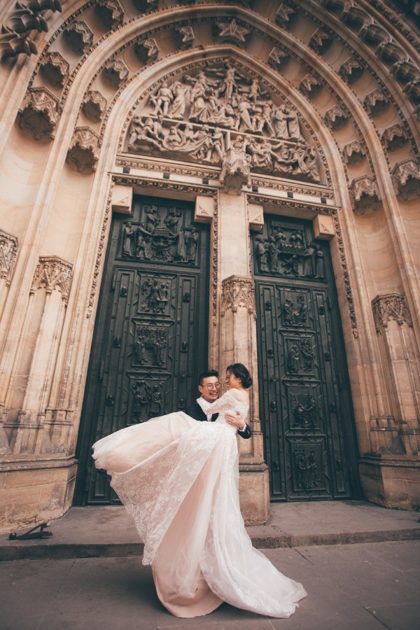 M&B: Prague Fairytale Pre-wedding Photoshoot  by Nika on OneThreeOneFour 25