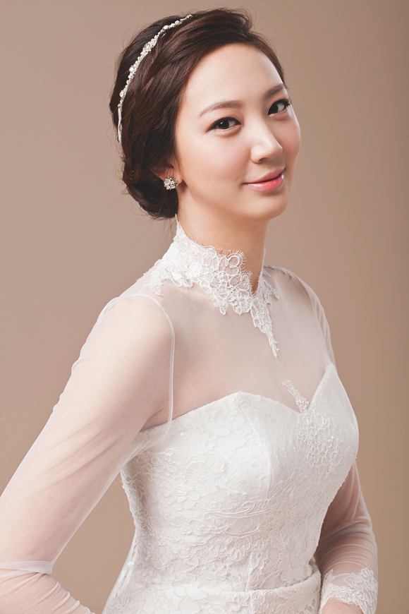 Cloe Korean  Bridal  Hair Makeup  Salons OneThreeOneFour