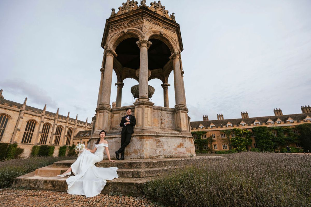 倫敦婚纱拍攝 - 在三一學院、參議院大廈和菲茨比利斯烘焙坊 by Dom on OneThreeOneFour 1