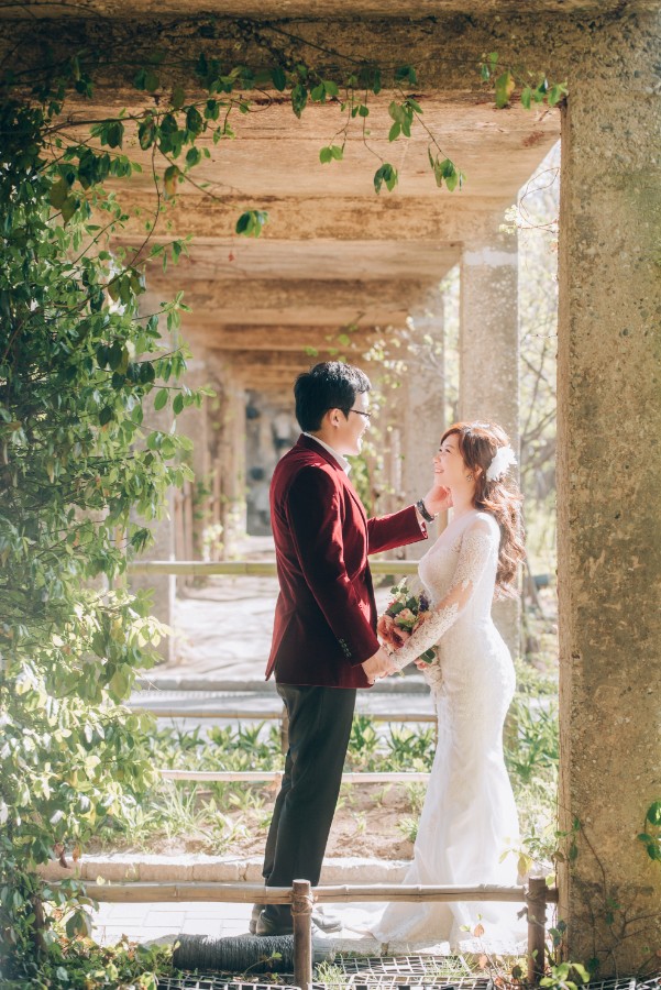 S & C Korea Outdoor Pre-Wedding Photoshoot At Seonyudo Park & Yeonnam-dong by Jongjin on OneThreeOneFour 16