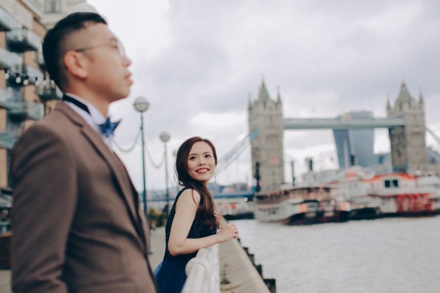 L&A: Whimsical Pre-wedding in London by Dom on OneThreeOneFour 25