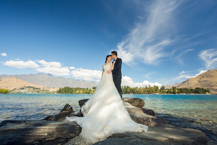 New Zealand Pre-Wedding Photoshoot At Christchurch, Lake Pukaki And Alpaca Farm  by Xing on OneThreeOneFour 28
