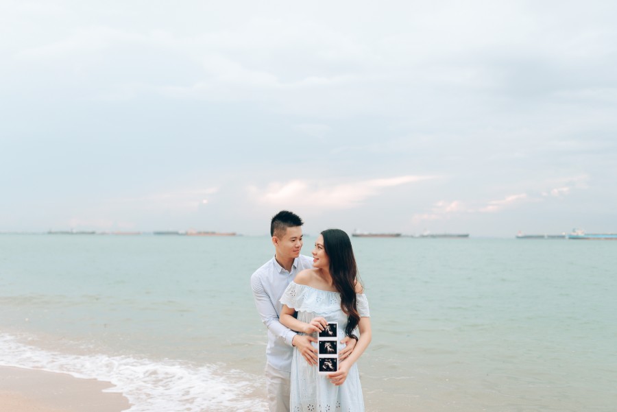 Singaporean influencer Faustina's maternity shoot at East Coast Park by Toh on OneThreeOneFour 2