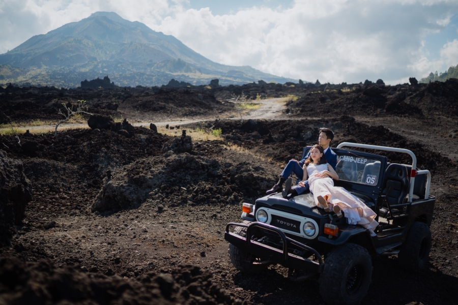 Exploring Love in Bali: Meng Yee & Wei Xin's Jeep Adventure on Mount Batur's Black Lava Fields by Hendra on OneThreeOneFour 16