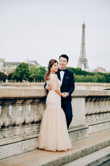 Paris Eiffel Tower and Tuileries Garden Prewedding Photoshoot in France  by Arnel on OneThreeOneFour 11