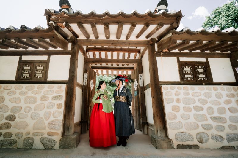 Y&B: Korea Hanbok Pre-Wedding Photoshoot At Dream Forest by Jungyeol on OneThreeOneFour 0
