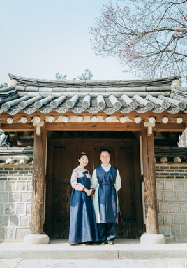 Korea Hanbok Pre-Wedding Photoshoot At Namsangol Hanok Village 