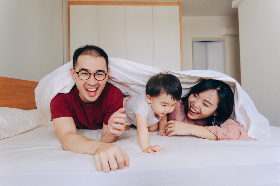 Singapore Couple And Family Photoshoot With Toddler At Home by Toh on OneThreeOneFour 32