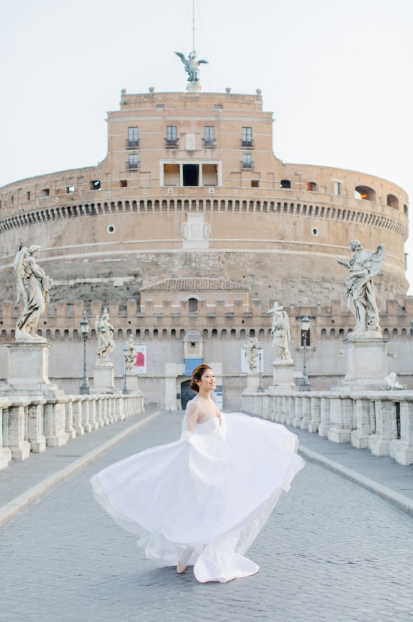 Italy Rome Colosseum Prewedding Photoshoot with Trevi Fountain  by Katie on OneThreeOneFour 5