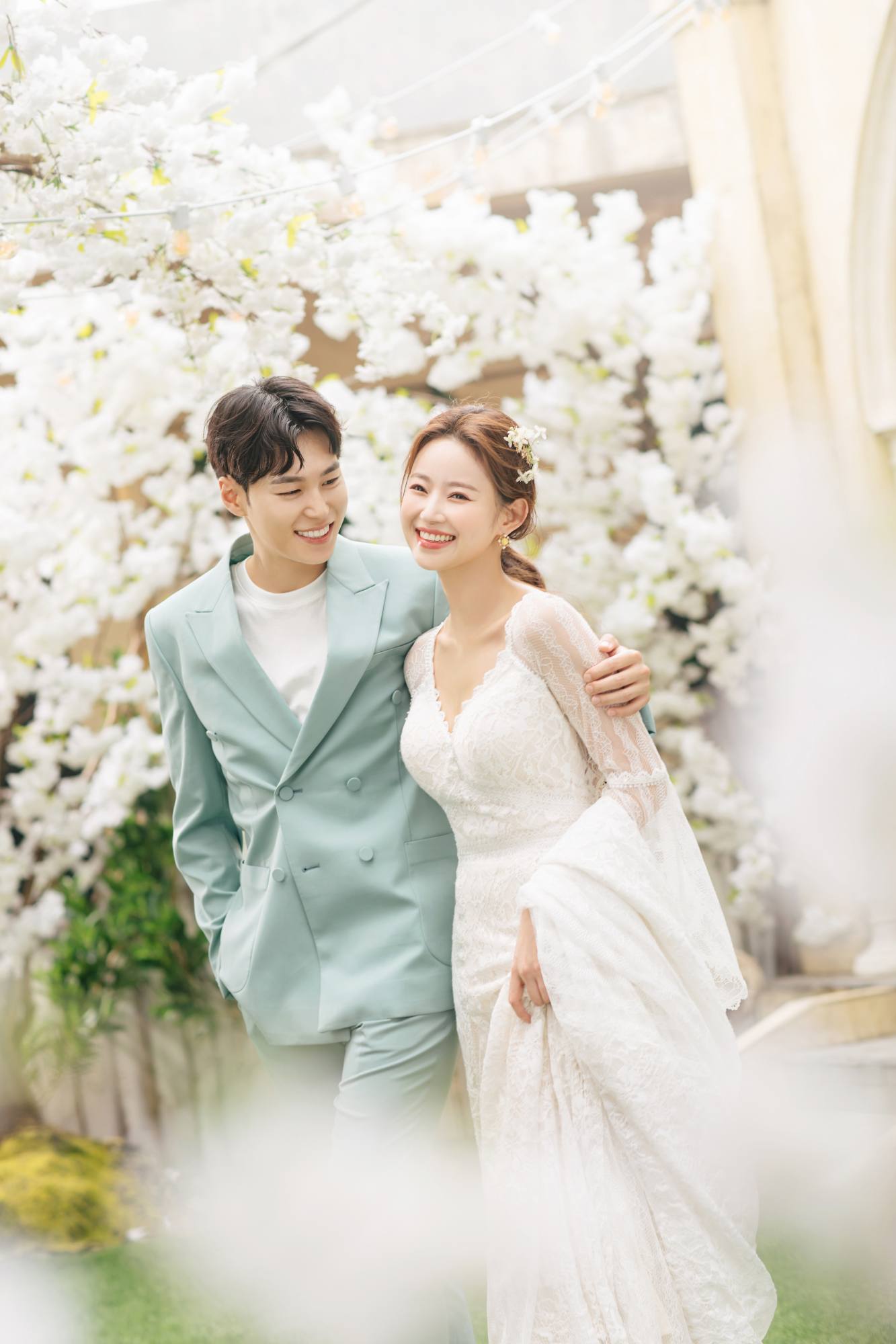 Chungdam Studio - Seoul Wedding Photographer | OneThreeOneFour