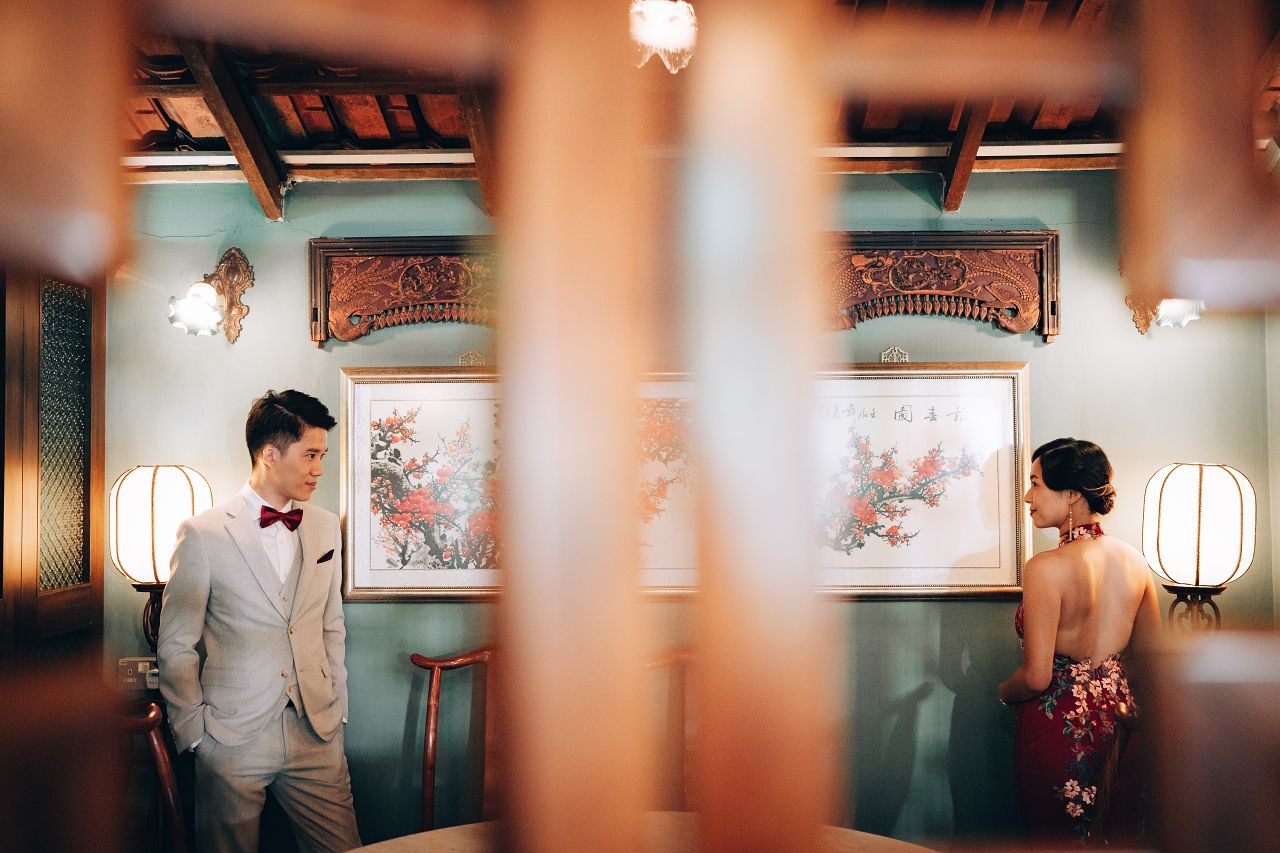 Oriental-inspired Cheongsam Pre-Wedding Photoshoot in Singapore by Michael on OneThreeOneFour 8