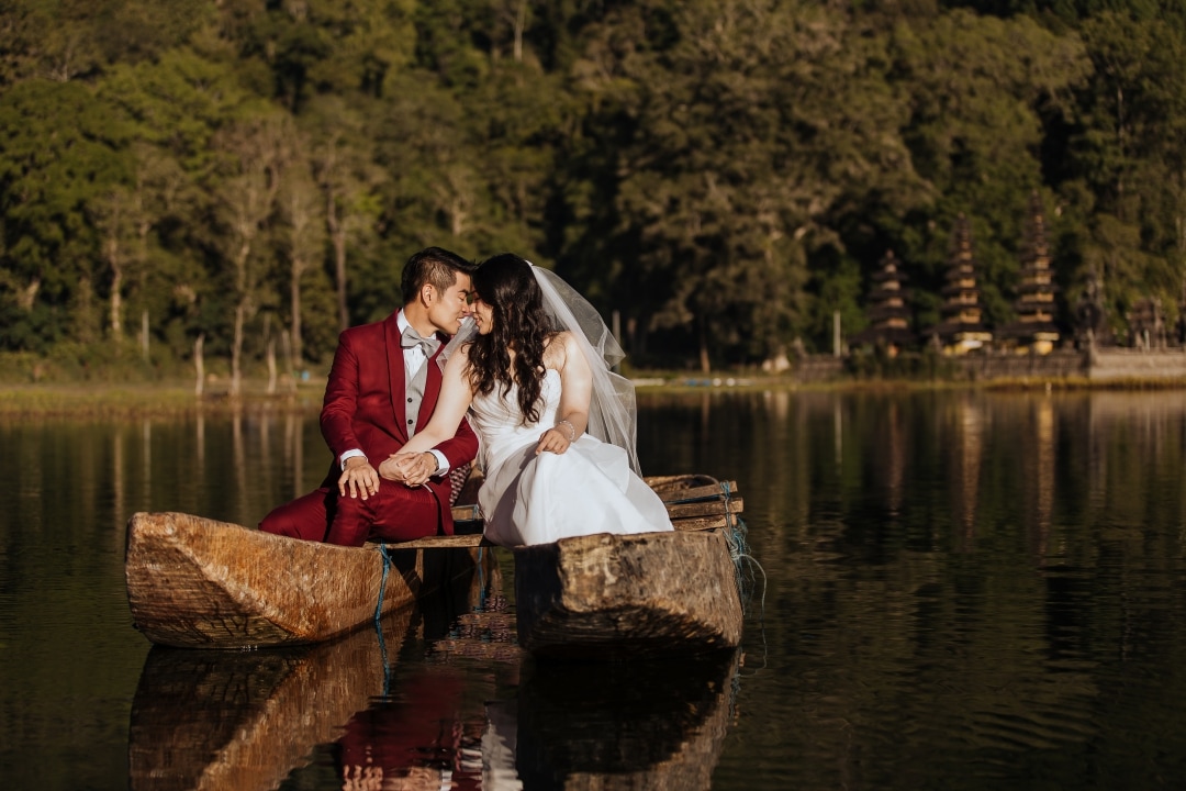 CW Thailand Couple Goes To Bali For Prewedding Photoshoot At Lake