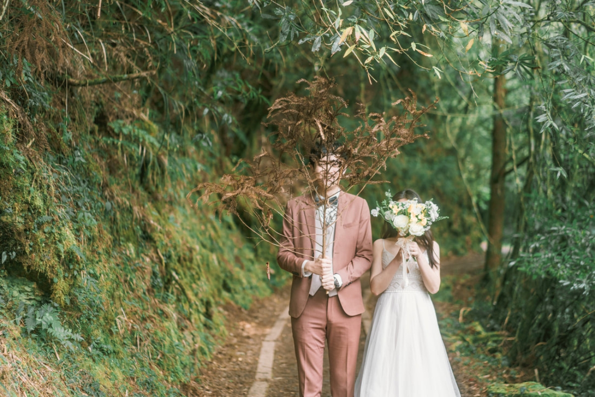 Taiwan Pre-Wedding Photoshoot Countryside Forest Misty Bridges by  on OneThreeOneFour 29