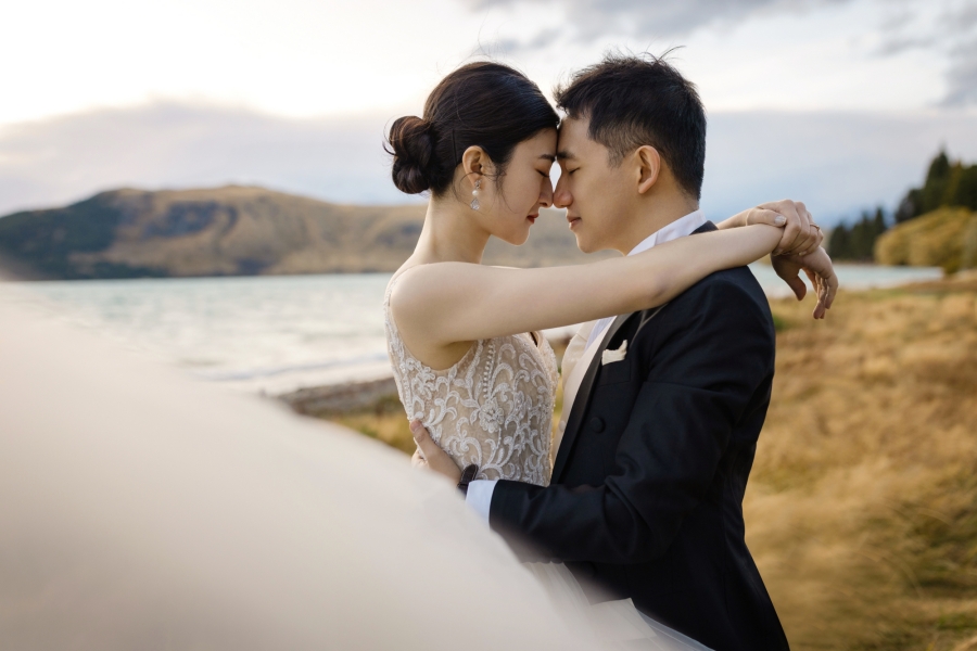 秋日冒險：紐西蘭獨特的婚前拍攝 搭乘黃色雙翼機 by Fei on OneThreeOneFour 14