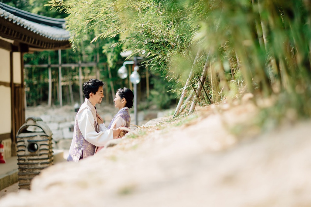 Korea Hanbok Pre-Wedding Photoshoot At Dream Forest by Jungyeol on OneThreeOneFour 14